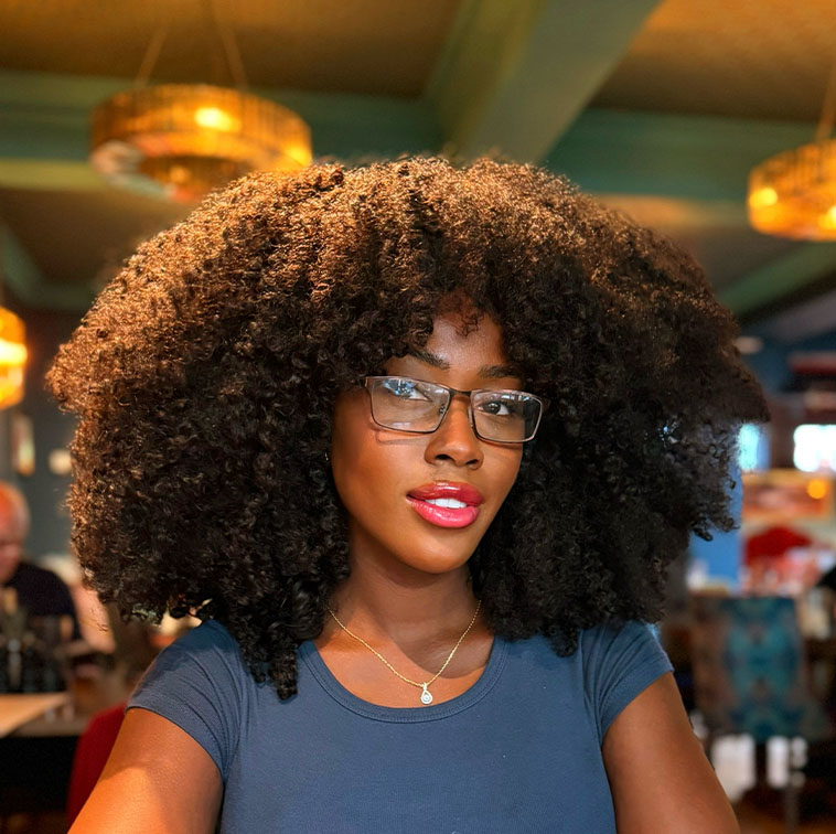 The It Girl Curly Wefted Bundles – 100-130g